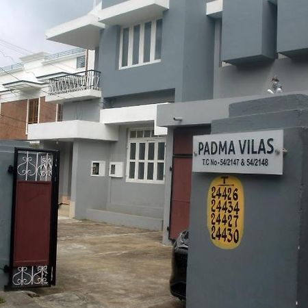 Hotel Bed And Bath For 1-8 People Thiruvananthapuram Exterior foto