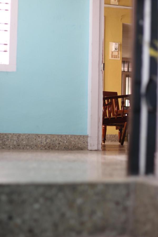 Hotel Bed And Bath For 1-8 People Thiruvananthapuram Exterior foto