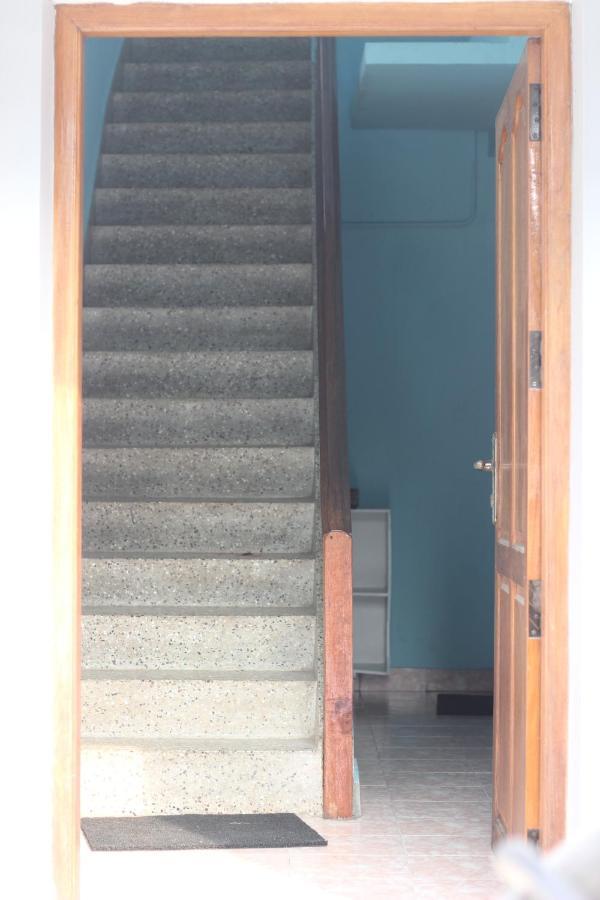 Hotel Bed And Bath For 1-8 People Thiruvananthapuram Exterior foto